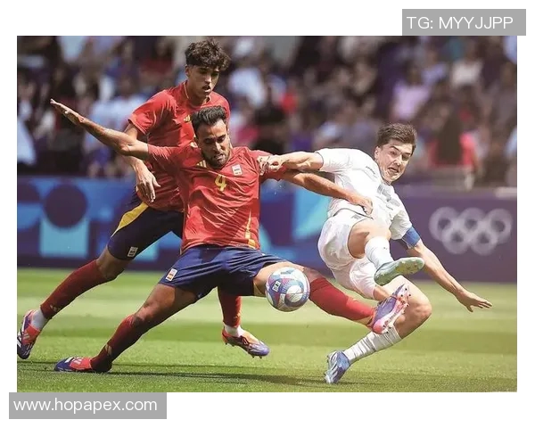 足球明星们在赛场上帅气进球的精彩瞬间集锦与回顾